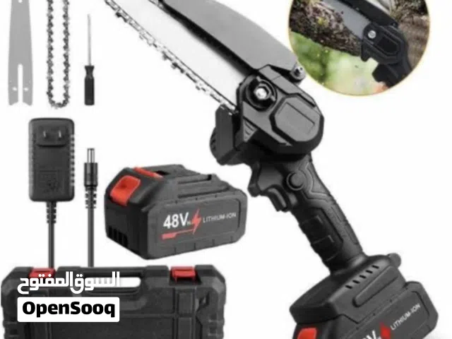 منشار سلسلة كهربائي لاسلكي صغير محمول. مع بطاريتين