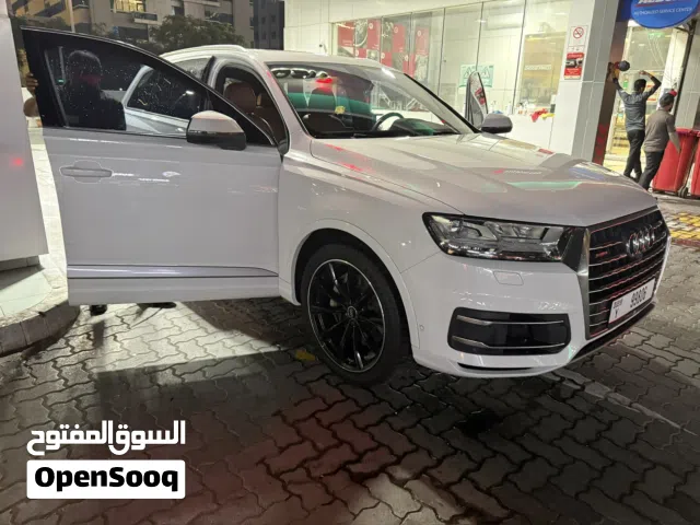 2016 Audi Q7 Standard