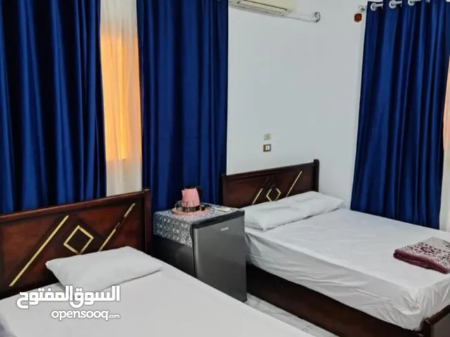 غرفة فندقيه قريبه من الاهرمات موقع مميز جدا
