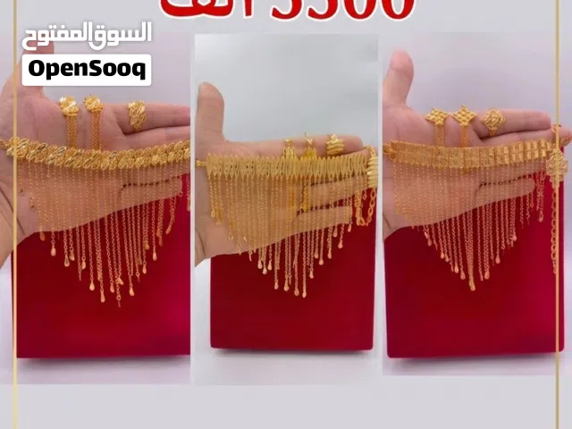 سلاسل مطلية بكمية كبيرة من الدهب