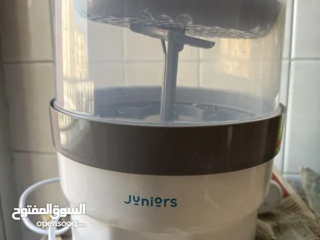 Baby feeding bottles sterilizer