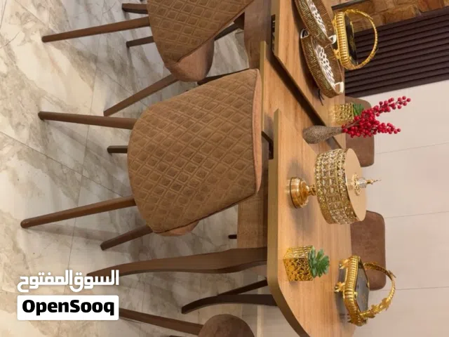 طاولة سفره 6 كراسيFull modern  تركية المنشأ  راقيه و مميزه جداً  مع إمكانية تكبير حجمها و تصغيره