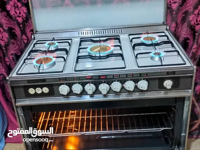 أفران غاز يونيفرسال