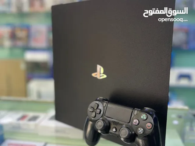 بلاستيشن 4 برو 1000جيجا مع يد اصلية وجميع وصلاتها