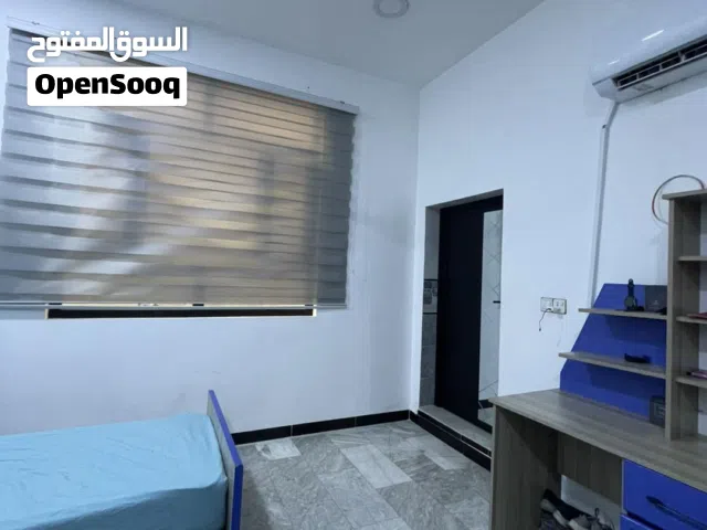 (للبيع بيت في منطقة السيدية (مساحة 175م