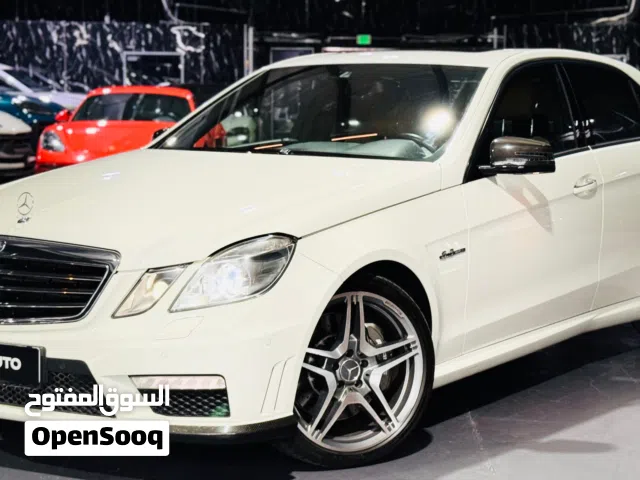 2011 Mercedes Benz E63 AMG, 3 Years Mercedes Service Contract, Carbon Fiber Package, GCC