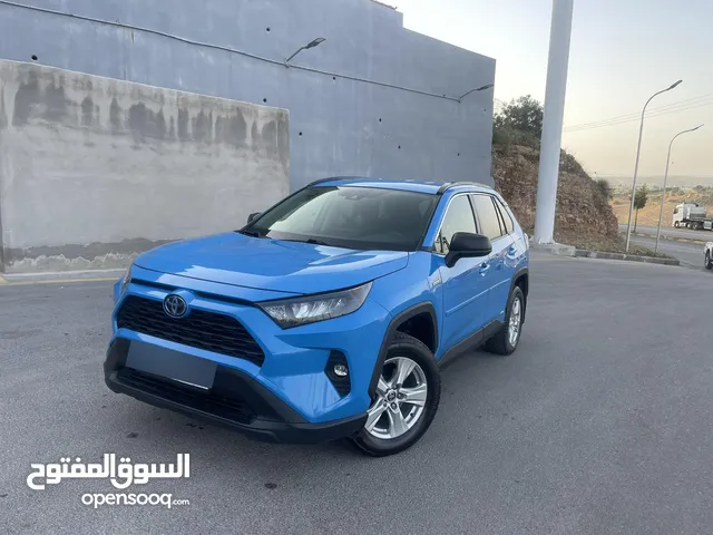 2020 TOYOTA RAV4 LE 4*4 السياره تب نضافه بصلاه على النبي وكاله