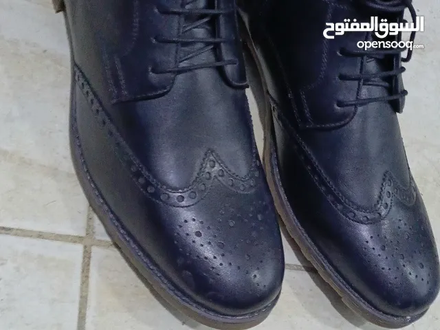 43.5 Casual Shoes in Amman