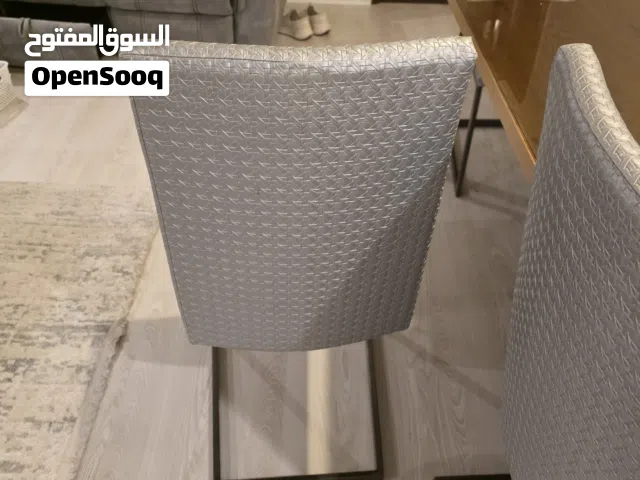 7 كراسي طاوله طعام للبيع