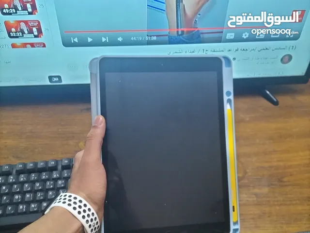 Apple iPad 7 128 GB in Najaf