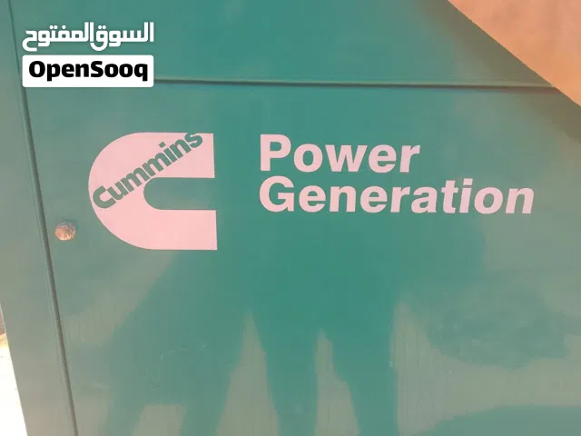 مولد كهرباء Cummins كومنز للبيع 30 KVA بحالة الوكالة للبيع