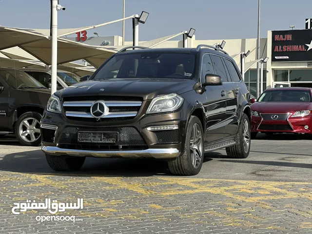 Mercedes GL500-2014-GCC-FULL OPTION-original paint-free accident-full history servic-Car in perfect