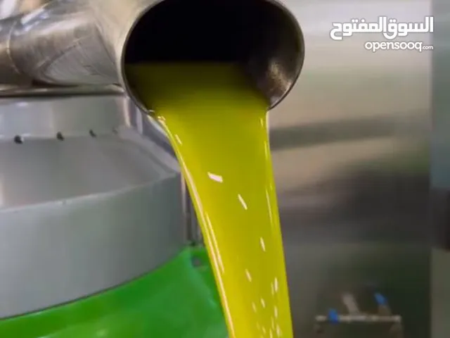 زيت زيتون بلدي بعل منطقة الكفرات عزريت الجبيل زيت معصور على البارد زيتون رومي بلدي اصلي