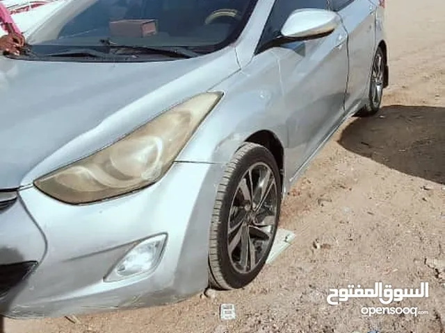 النترا 2012 نضيفة شاذه