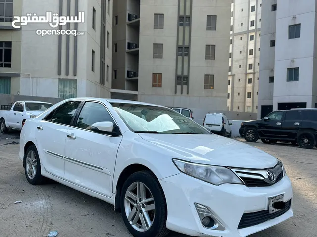 Toyota Camry GLX2015