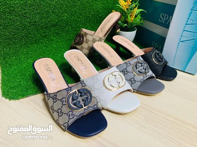 holographic With Heels in Nouakchott