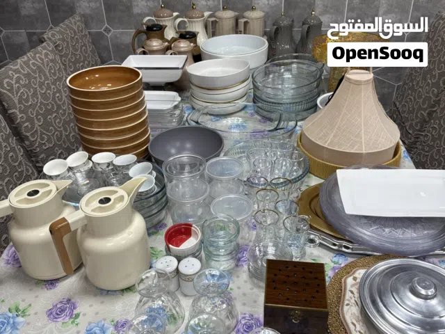 للبيع مجموعة مواعين