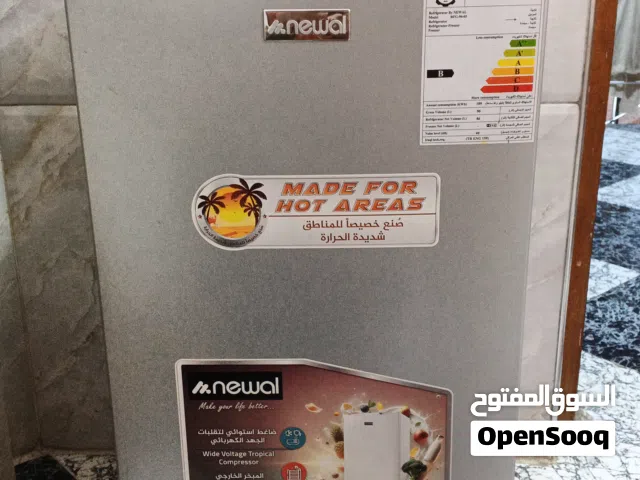 ثلاجة نيوال نظيفة