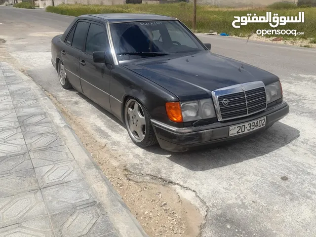 Mercedes Benz E-Class 1992 in Amman