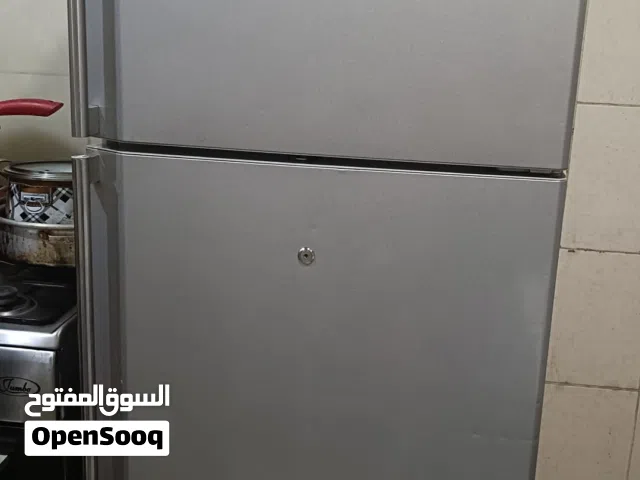 ثلاجه للبيع