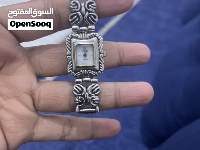 ساعه عتيقه يابانيه قديمه باله شغاله نسائيه سير معدني مطاط
