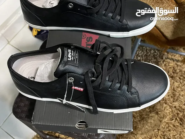 43 Sport Shoes in Dubai