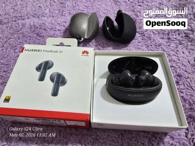 سماعات هواوي freebuds 5i المميزة ذات التصميم الرياضي الرائع