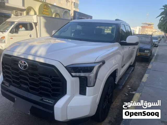 2022 Toyota Tundra SR5