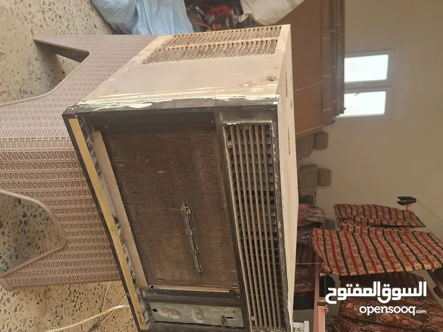 Unionaire 8+ Ton AC in Tripoli