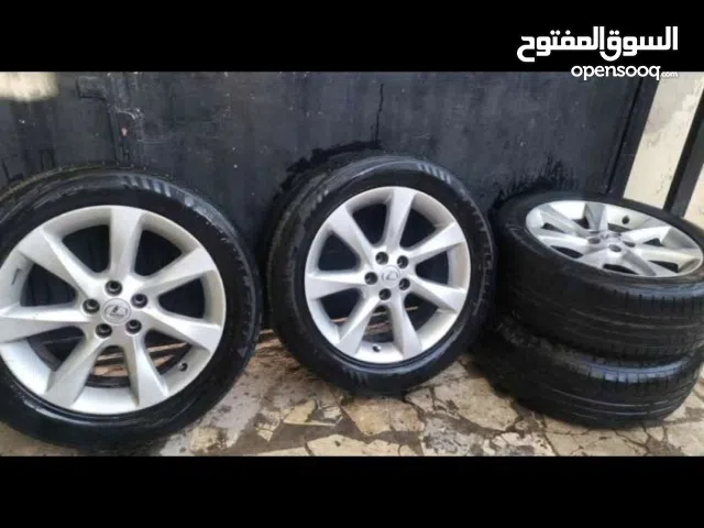 كوشوك مع جنط لكزس للبيع قياس 19بحالة الوكالة