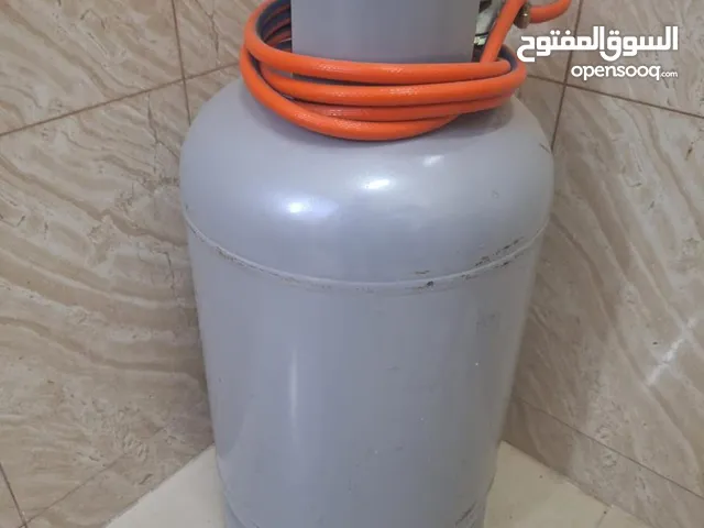 قنينة غاز معبأة شبه جديدة استخدام قليل الموقع بوشر السعر 30