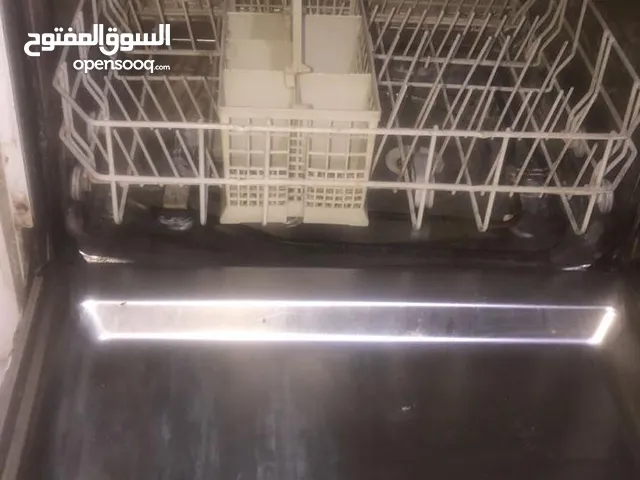 غسالة اطباق اوليمبك اليكتريك 6 برامج 18 فرد تعمل بحالة جيدة لون ابيض