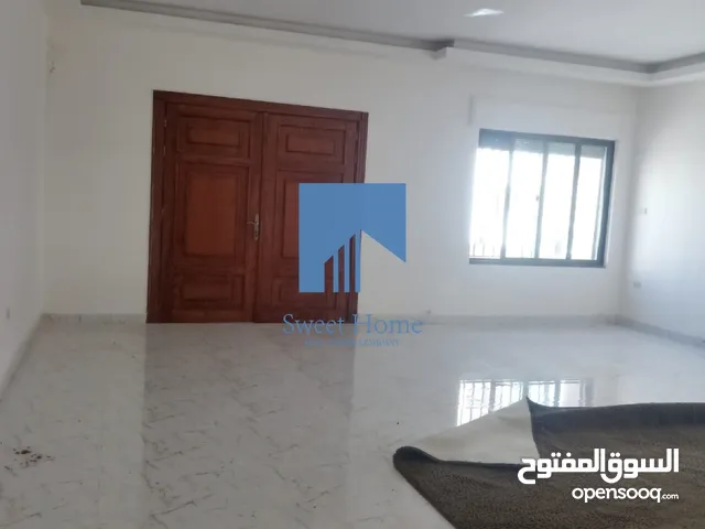 شقة أرضية مميزة للبيع في خلدا - مقابل ميداس وخلف مستشفى السعودي 190م مع حديقة وترسات 115م لم تسكن