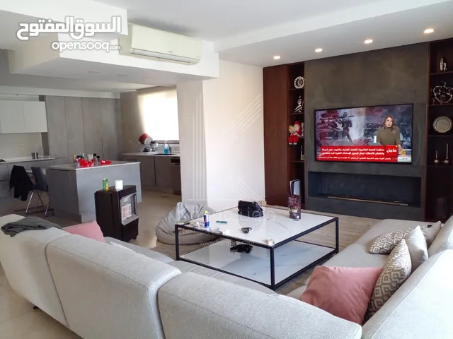 شقة فاخرة للبيع في عبدون