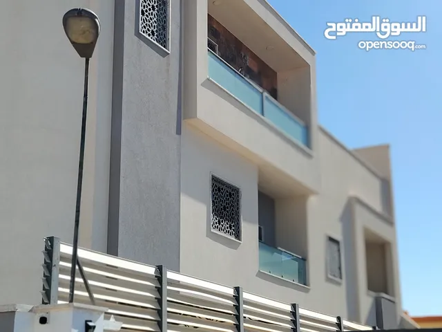 10 m2 More than 6 bedrooms Villa for Sale in Tripoli Tareeq Al-Mashtal