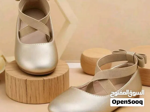 كندرة لون ذهبي