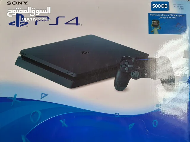 بلي 4 سلم للبيع مستعمل قليل غير مفتوح ابدا مساحته 500 غيغا ومعه ثلاث اقراص