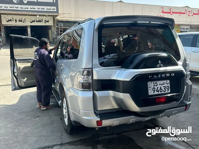 Pajero 2018  Excellent Condition only 81000KM Driven (باجيره بحاله نظيفه او  ماشي 81000 الف)