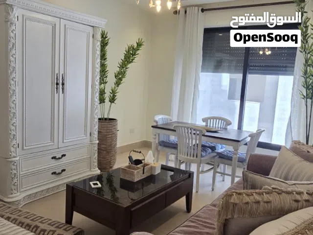 شقة مفروشة مساحة 250م للإيجار في منطقة عبدون.. أثاث فاخر