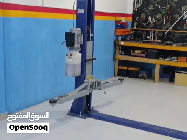 معدات ورشة للبيع