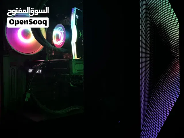بي سي جيمنج مع شاشه