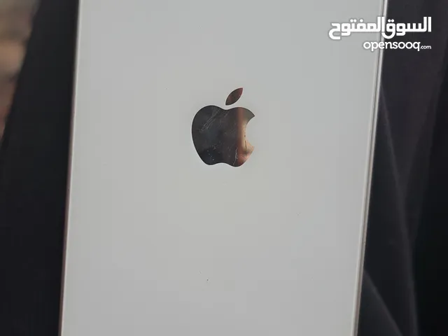 آيفون 11 بحلة جيدة للبيع