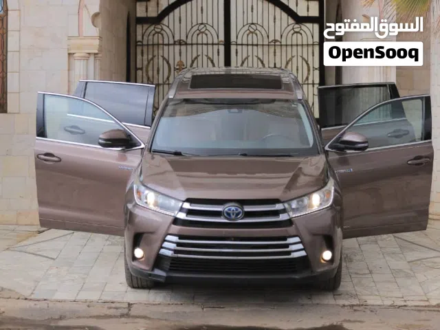 2017 تويوتا هايلاندر Limited