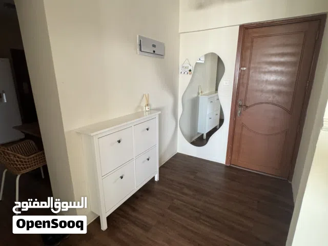 شقه مفروشة للبيع في المعبيله 5/2
