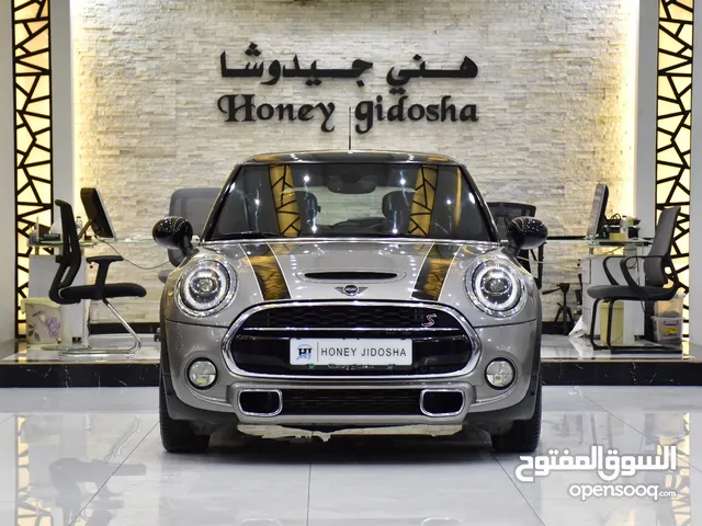 Mini Cooper S ( 2019 Model ) in Brown Color GCC Specs This has done a kilometer of 116,000 Km