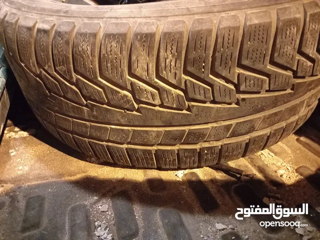 قومة مقاس 16    215/55  اوروبيه نضيف جدا جدا بالتجريب
