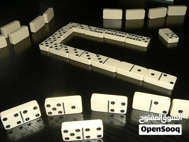 لعبة الدومينو