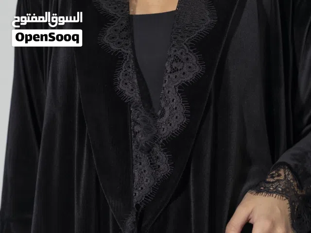 بليزر عبايا مخمل