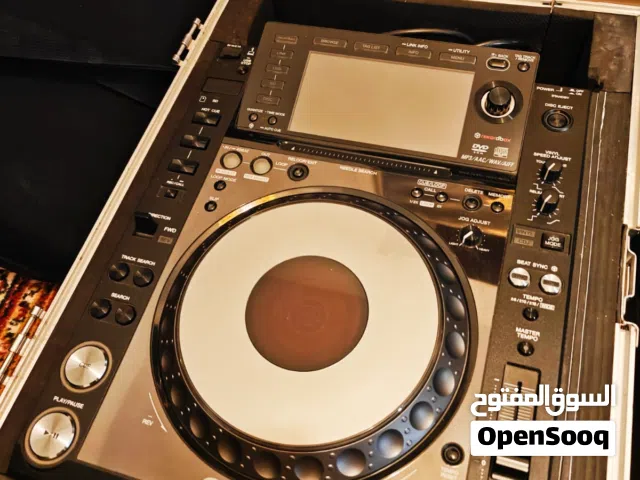 Pioneer Dj Equipment - CDJ 2000 Nexus Players & DJM 900 Nexus Mixer - Great Deal !!!