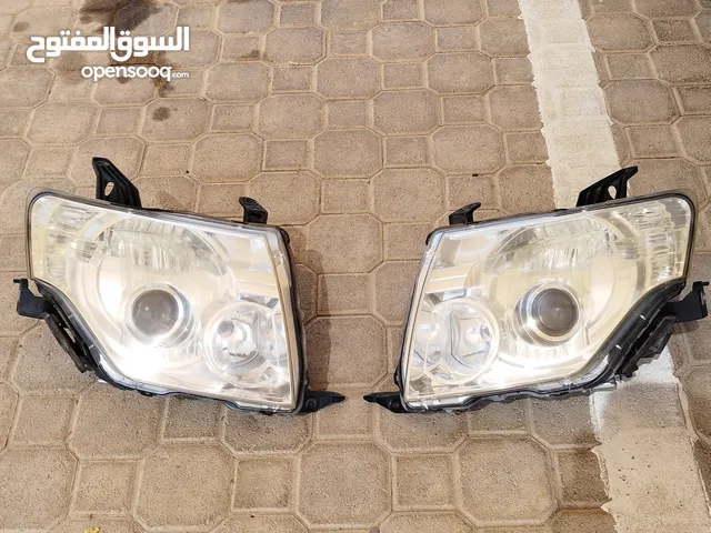 mitsubishi pajero headlights